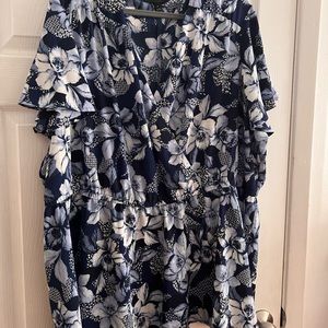 Lane Bryant flower top size 26